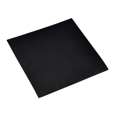 revêtement de géomembrane de HDPE de la résistance à la traction 15MPa avec le contenu de noir de carbone de 2.0-3.0%
