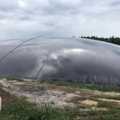Revêtement géomembrane HDPE étanche aux gaz pour couverture de digesteur de biogaz agricole