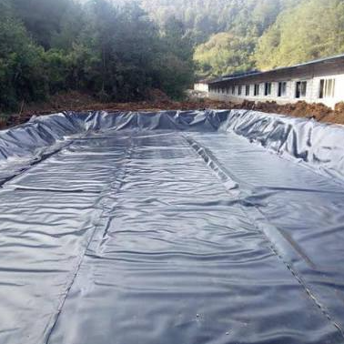 Revêtement épais de géomembrane HDPE de décharge pour cellule de confinement des déchets municipaux