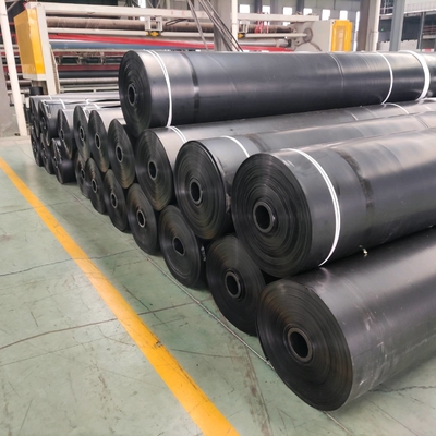 Géomembrane HDPE à haute résistance à la traction ≥15MPa Résistance au déchirement ≥25KN/m