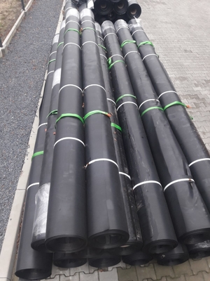 Longueur 50-100m Geomembrane en PEHD pour les solutions de confinement à long terme