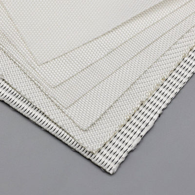 Tissu géotextile tissé blanc Longueur 50m 100m Avec résistance à la perforation CBR ≥12KN Idéal pour les projets de stabilisation du sol et de contrôle de l'érosion