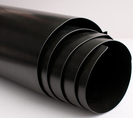 1.5mm HDPE Geomembrane Liner avec une résistance chimique spécialisée pour les coussinets de lixiviation des tas miniers