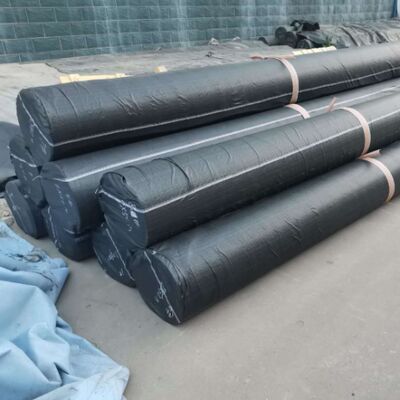 1.5mm HDPE Geomembrane Liner avec une résistance chimique spécialisée pour les coussinets de lixiviation des tas miniers