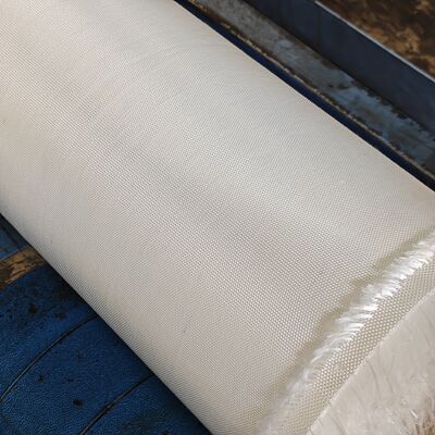 200 kN/m Tissu géotextile tissé en PET ultra-haute résistance pour améliorer les fondations molles