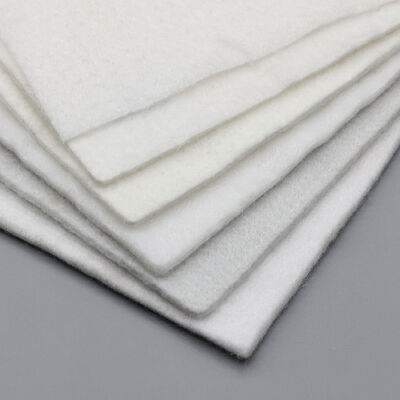 Géotextile non tissé perforé à l'aiguille en fibre courte PET de haute ténacité