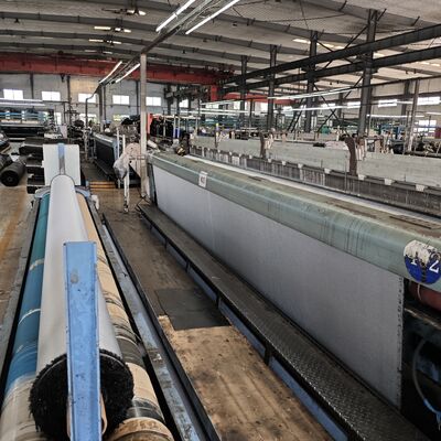 Tissu géotextile tissé industriel conçu pour empêcher l'érosion des sols et le déplacement des agrégats dans les applications d'infrastructure