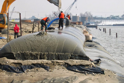 Sac de déshydratation géotextile tissé sur mesure pour barrière anti-inondation temporaire