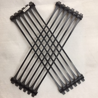 Grille de stabilisation de Geogrid Mesh Uniaxial Geogrid Universal Soil de plastique de HDPE de pp