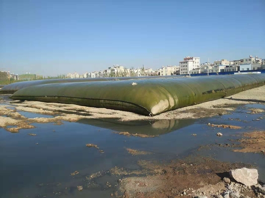 Déshydratation des sacs géotextiles pour le traitement des eaux usées d'huile de palme