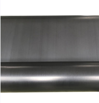 Indice d'oxygène de 30 pour cent. Bâche de bassin résistante à l'eau, durable et résistante à la perforation (20N). Convient à l'aquaculture et à la gestion de l'eau.