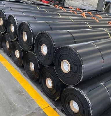 Résistance à la perforation 20N Résistance au déchirement de la géomembrane HDPE 25KN/m